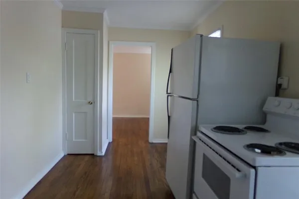 $1,125 | 2007 Tremont Avenue, Unit C, Fort Worth, TX 76107