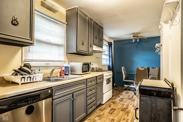 $170,000 | 3040 West 76th Street, Indianapolis, IN 46268