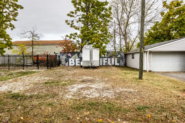 $170,000 | 3040 West 76th Street, Indianapolis, IN 46268