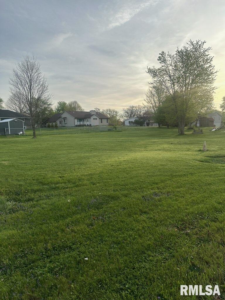 2014 Danielle Circle Eureka, IL 61530 - Photo 2 of 3