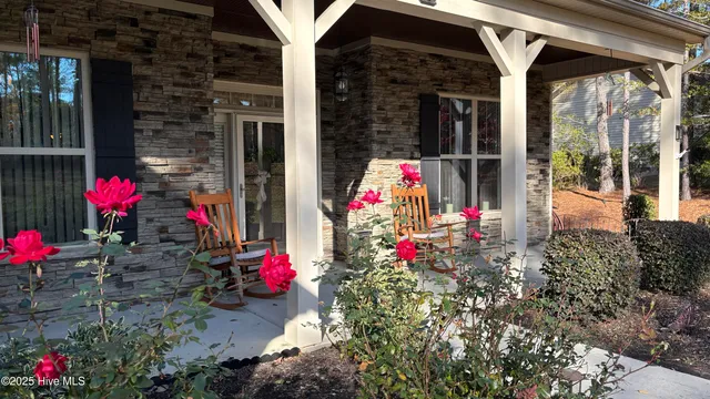 $575,000 | 3928 Niagara Carthage Road, Whispering Pines, NC 28327