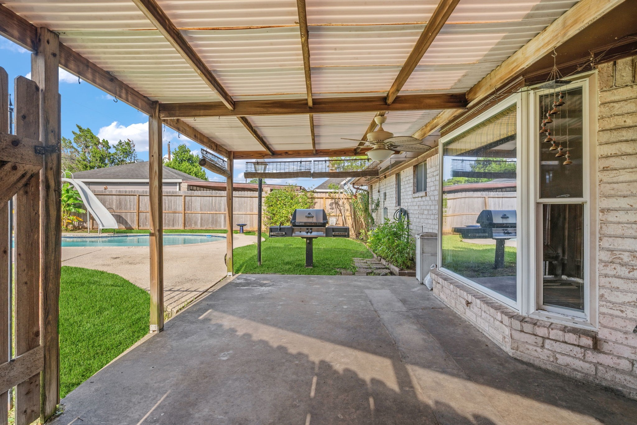 8834 Sandstone Road Houston, TX 77036 - Photo 23 of 31