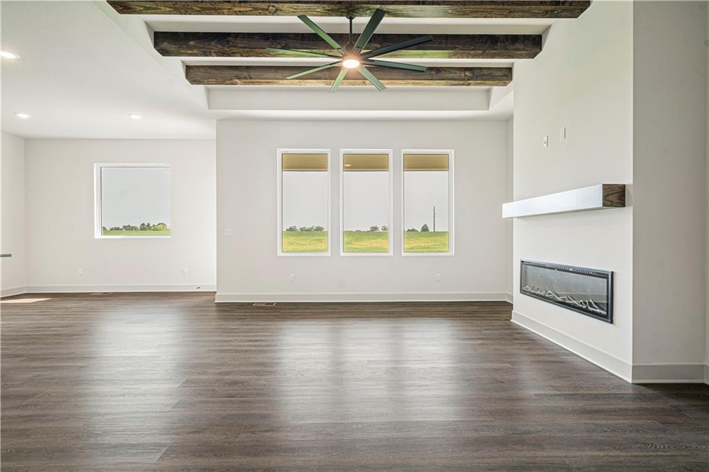 20665 Skyview Lane Spring Hill, KS 66083 - Photo 2 of 8