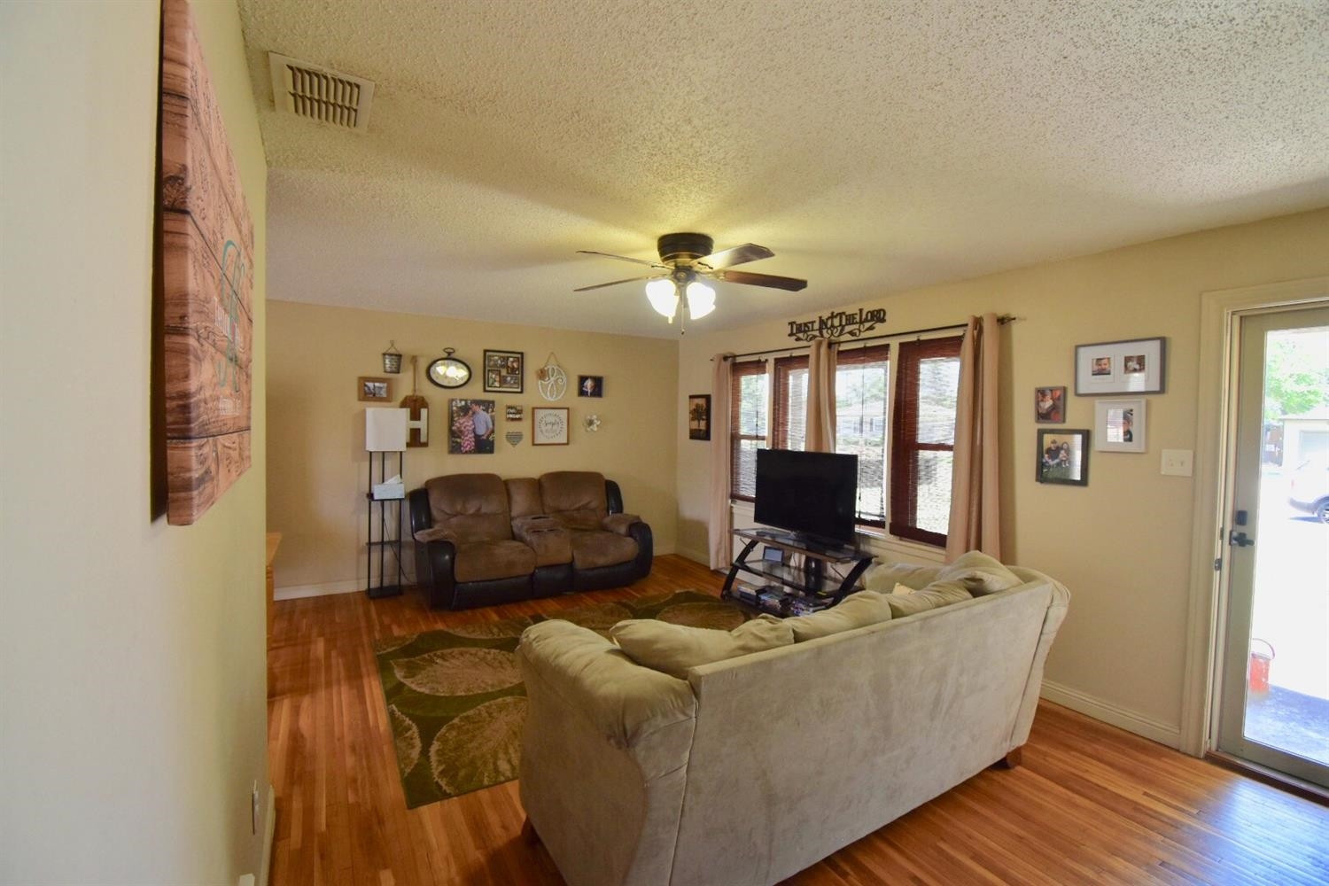 2611 44th Street Lubbock, TX 79413 - Photo 5 of 13 Photo 5