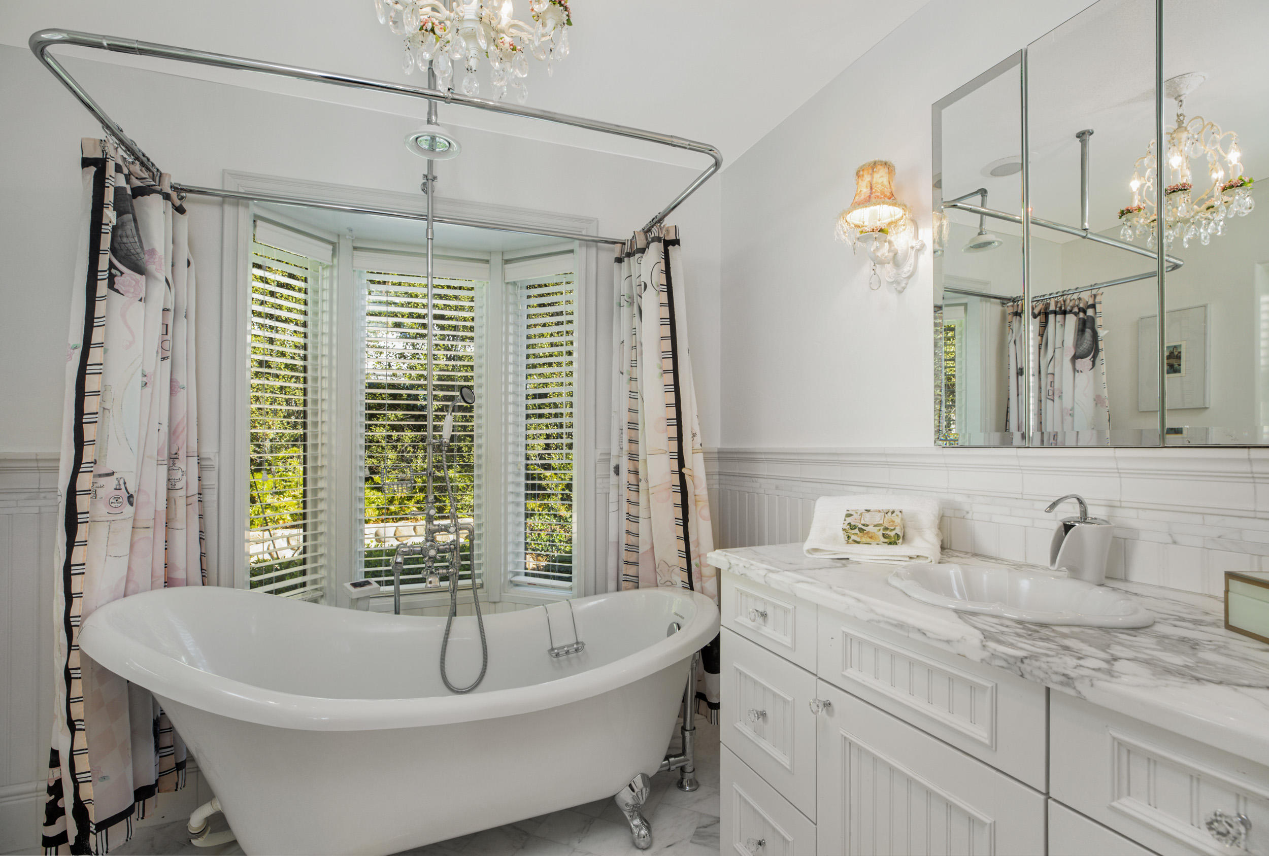 1603 Oramas Road Santa Barbara, CA 93103 - Photo 14 of 23 Master Bathroom