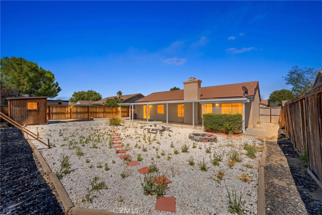 44327 Harbor Street Lancaster, CA 93536 - Photo 2 of 51