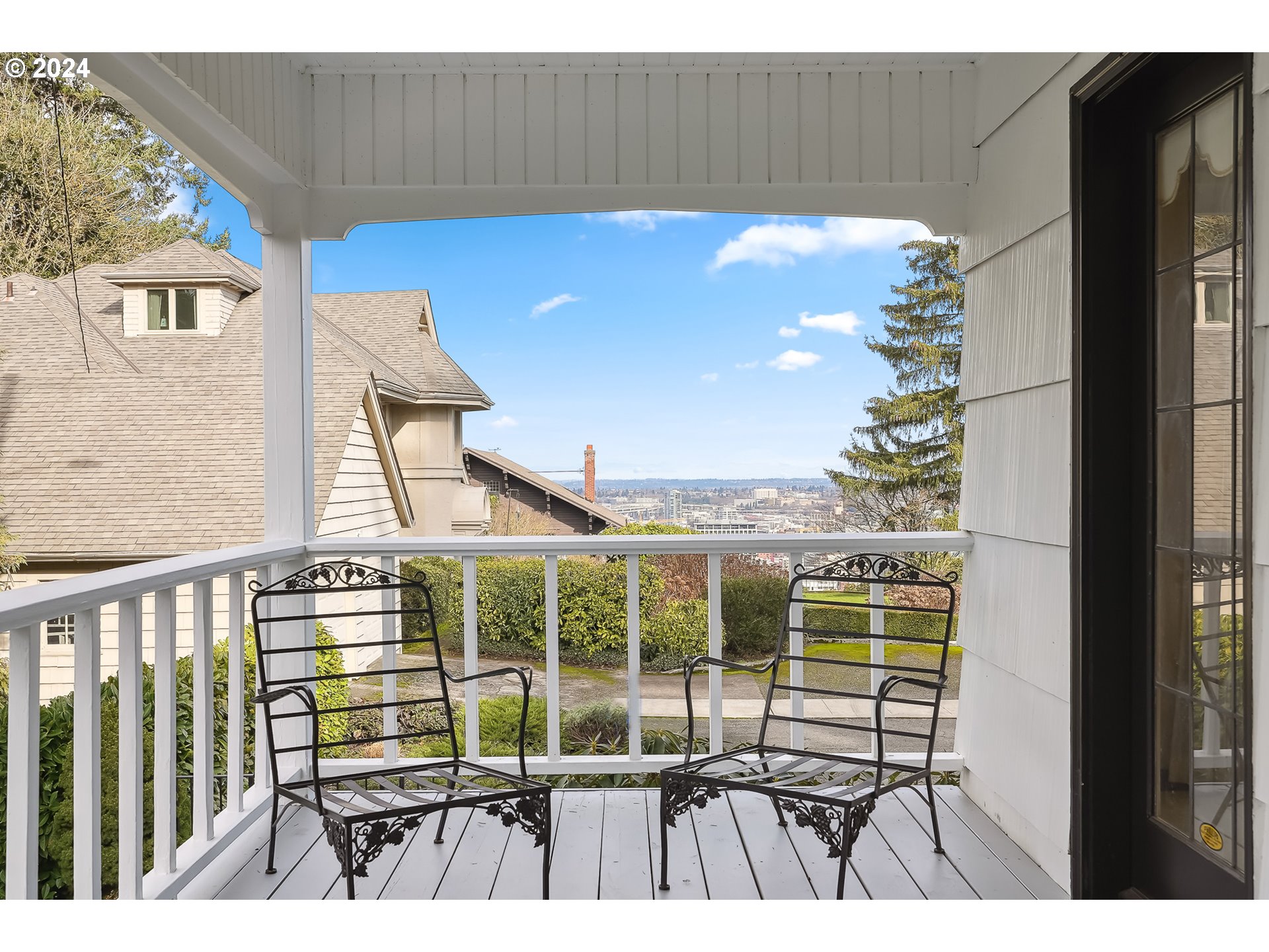 1628 Southwest College Street Portland, OR 97201 - Photo 22 of 25 a view of a balcony with outdoor space