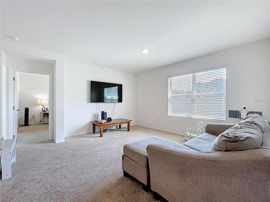 1828 Henin Circle Tavares, FL 32778 - Photo 15 of 53