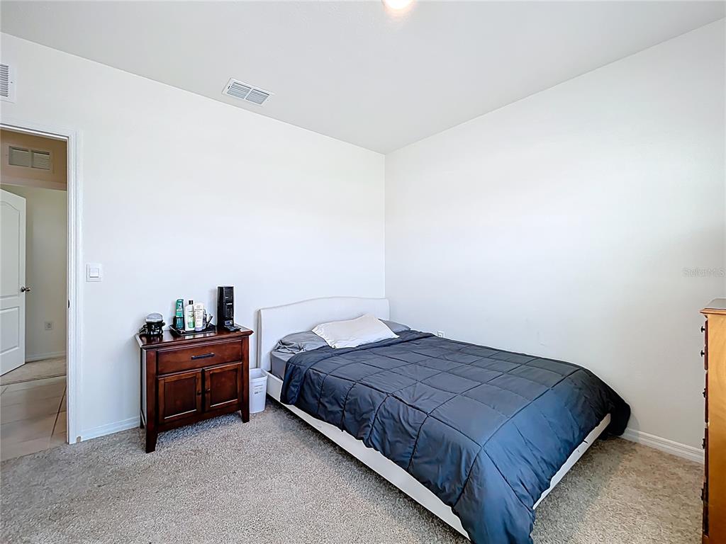 1828 Henin Circle Tavares, FL 32778 - Photo 18 of 53