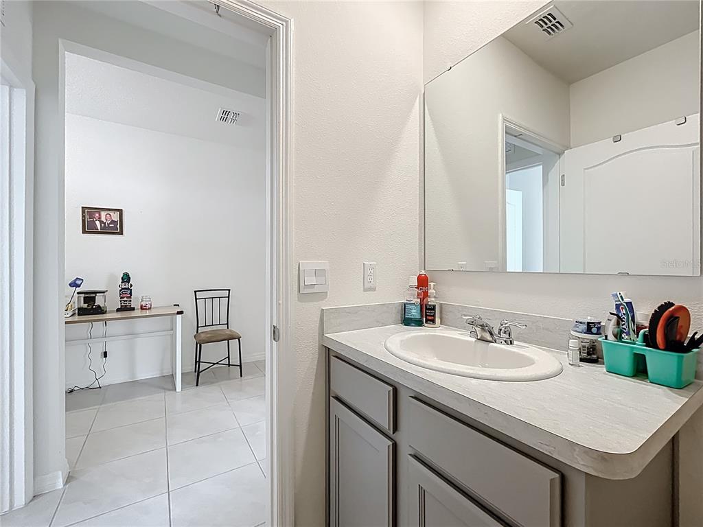 1828 Henin Circle Tavares, FL 32778 - Photo 24 of 53