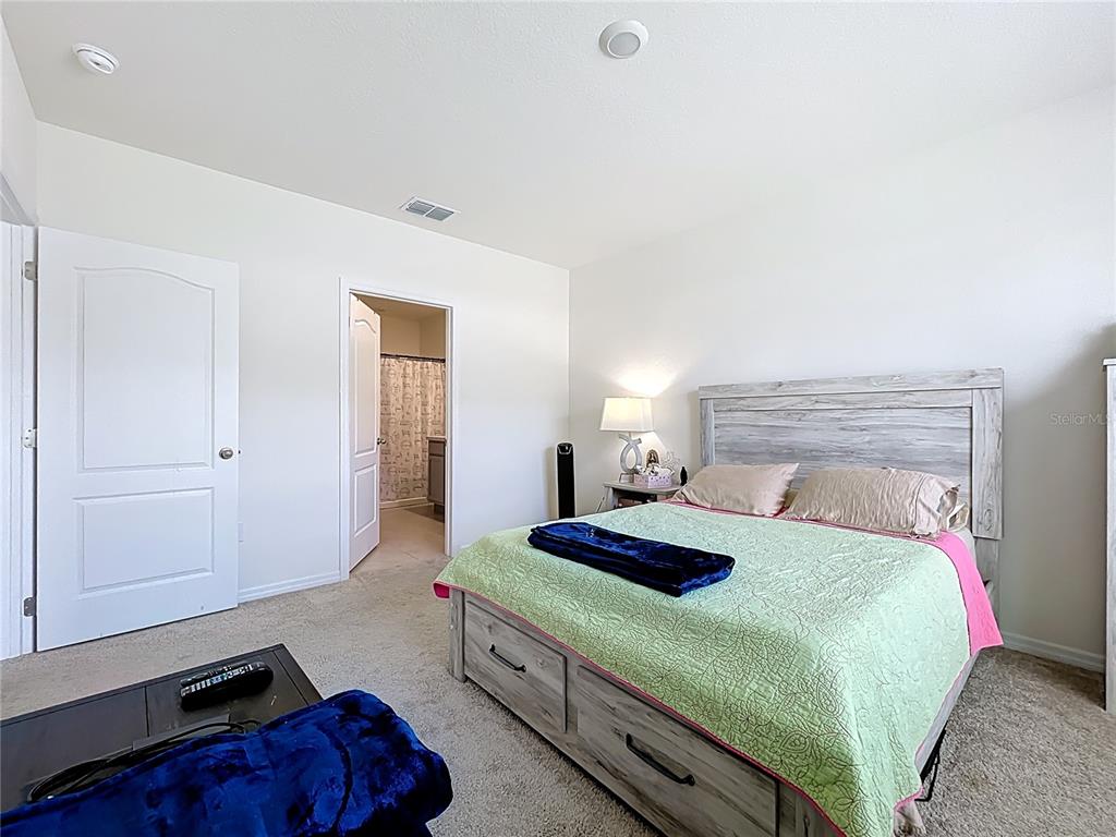 1828 Henin Circle Tavares, FL 32778 - Photo 30 of 53