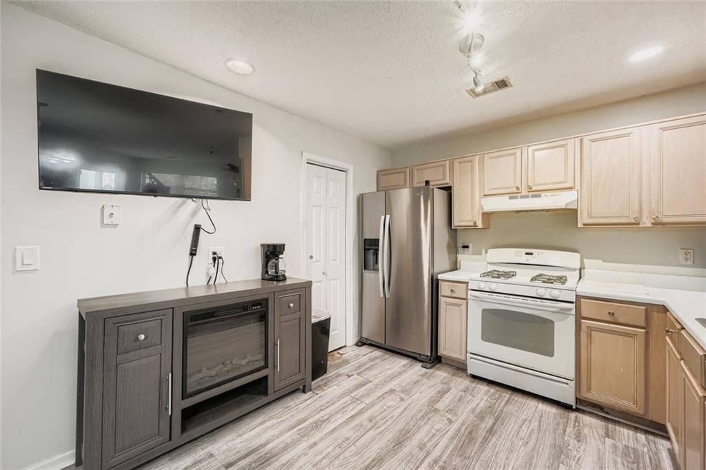 3523 Lehigh Way Decatur, GA 30034 - Photo 10 of 27