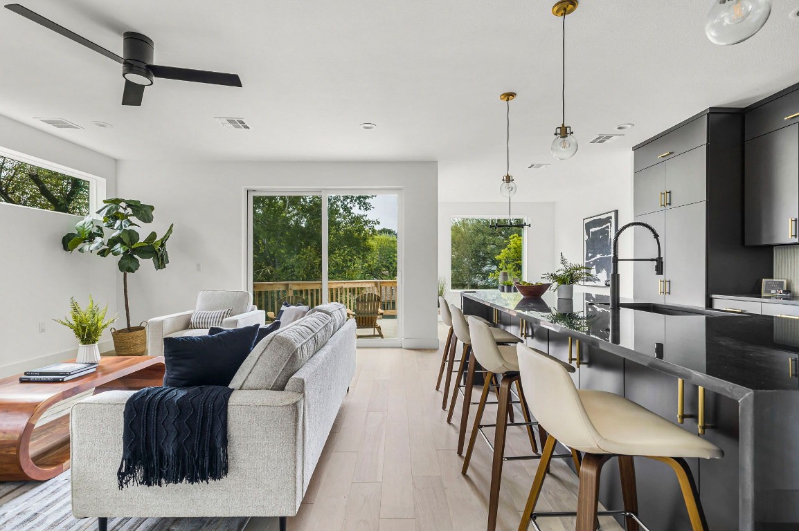 3903 Chase Circle, Unit A Austin, TX 78721 - Photo 1 of 1 Gallery Image 1