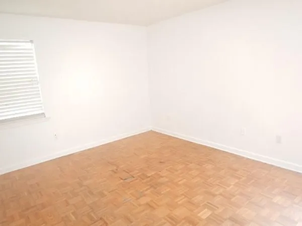 $1,700 | 340 Woodmont Street, Gretna, LA 70056