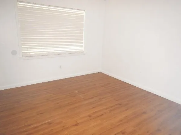 $1,700 | 340 Woodmont Street, Gretna, LA 70056