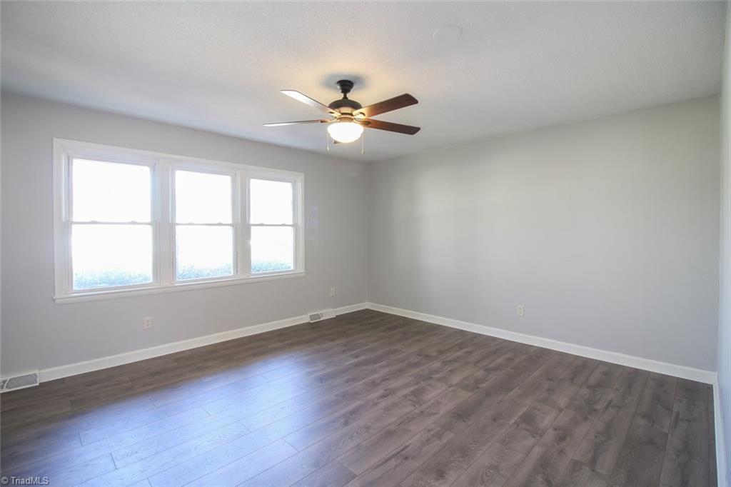 204 Wall Road Lexington, NC 27292 - Photo 11 of 16 Gallery Image 11