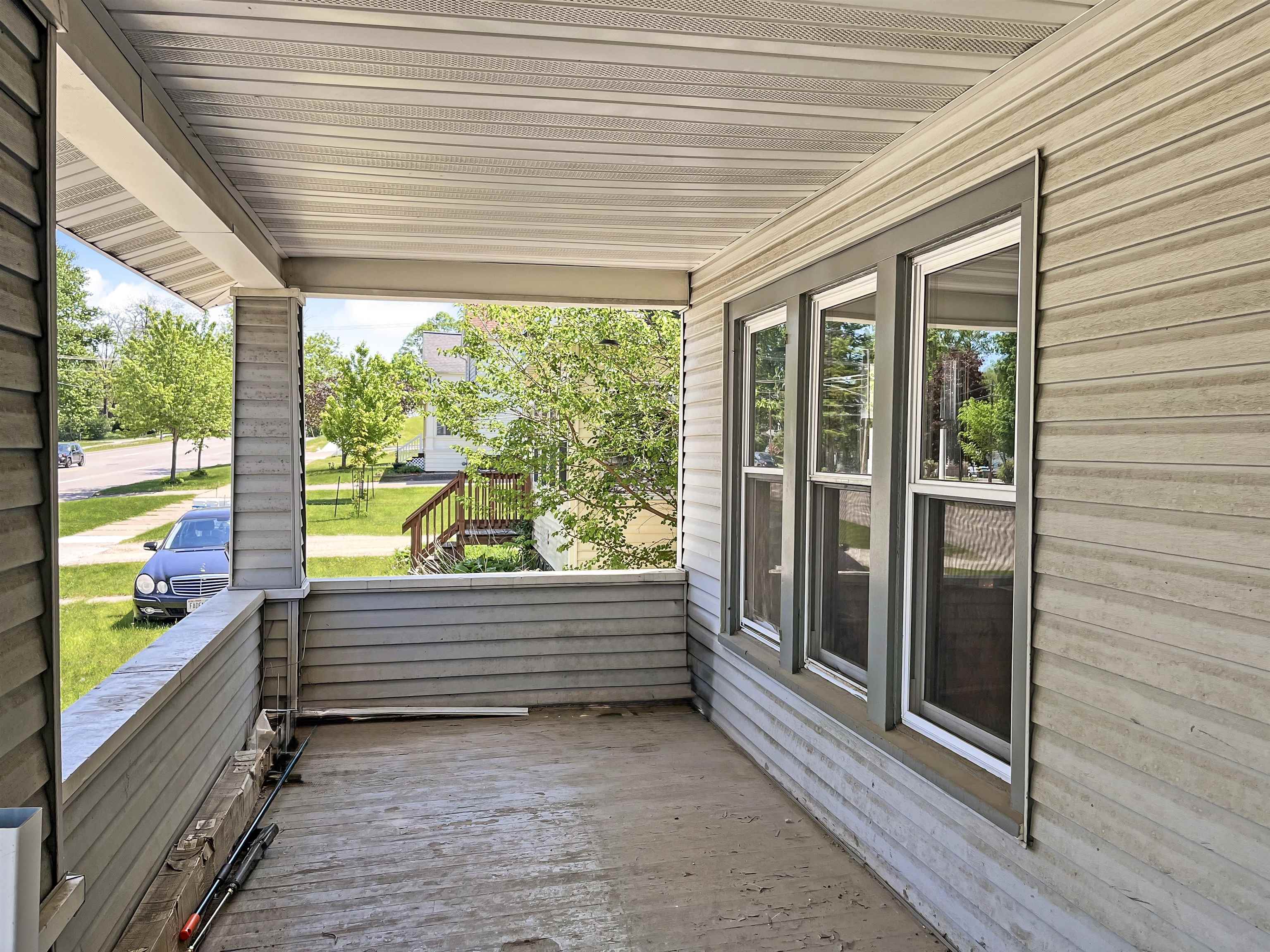 806 East Main Street Reedsburg, WI 53959 - Photo 5 of 36