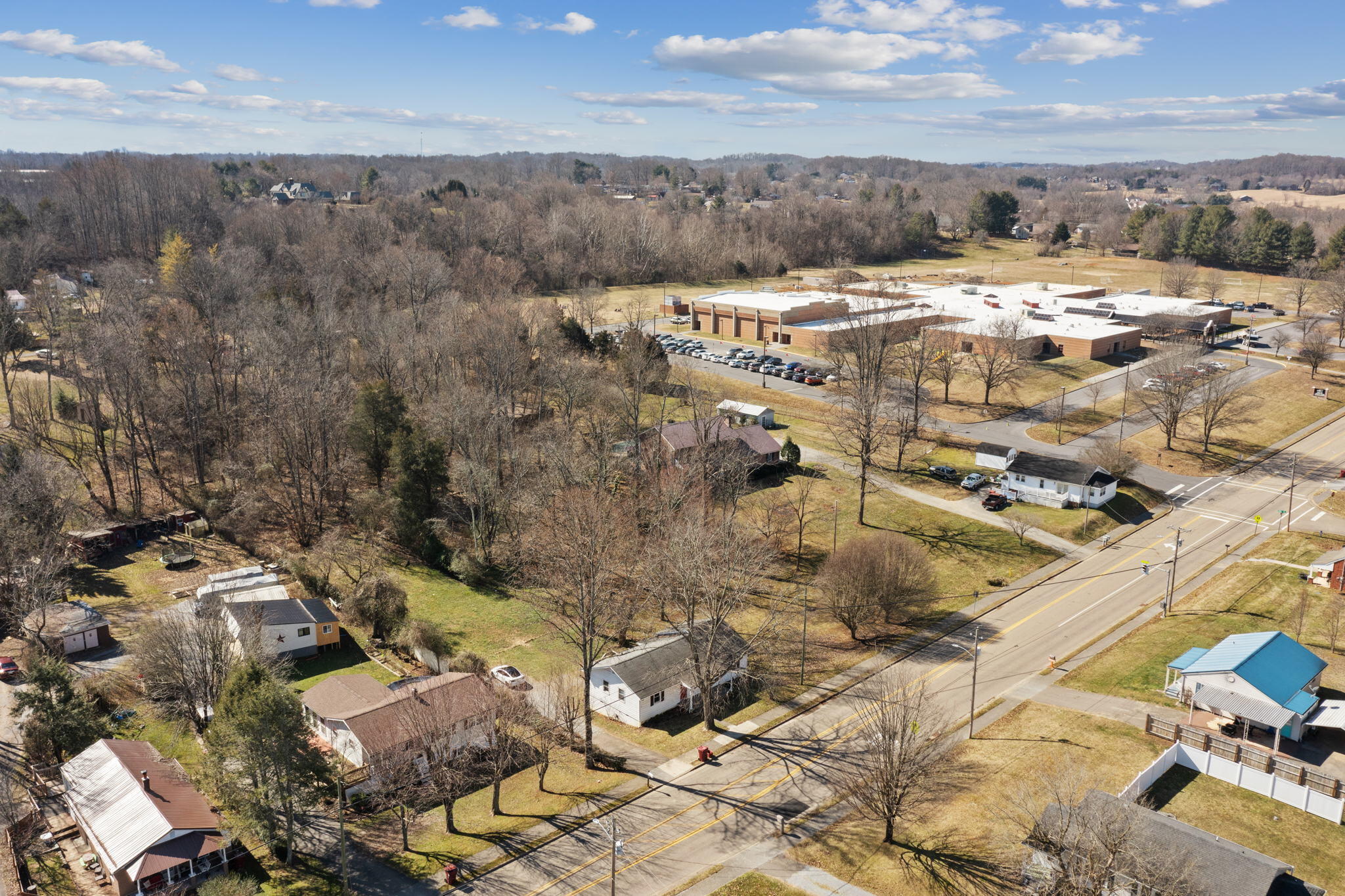 2217 Indian Ridge Road Johnson City, TN 37604 - Photo 15 of 21 16-web-or-mls-DJI_0324