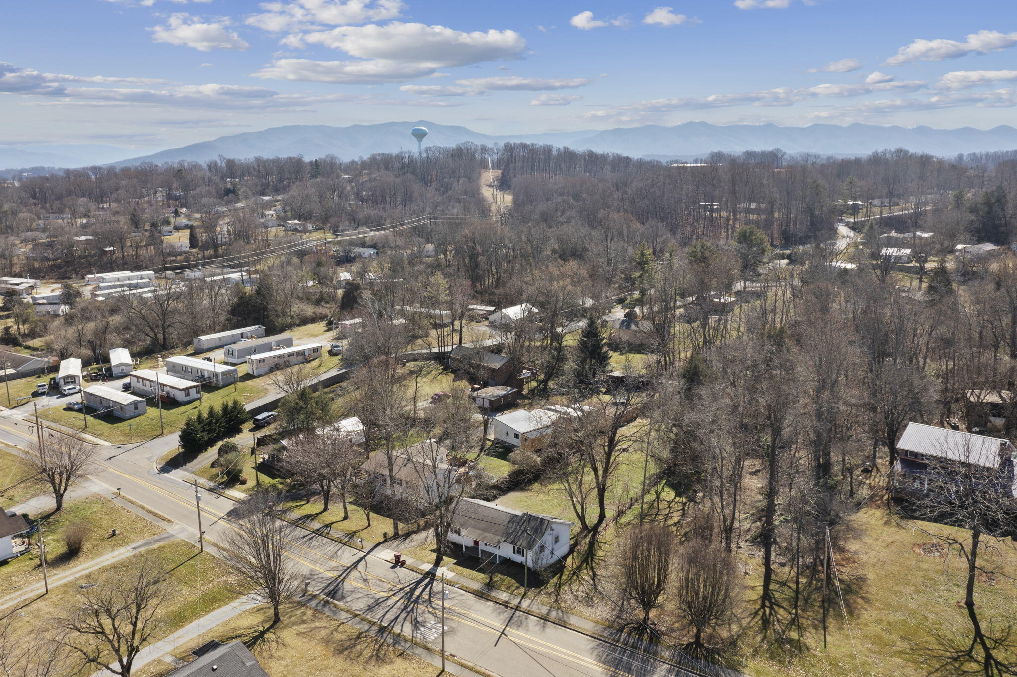 2217 Indian Ridge Road Johnson City, TN 37604 - Photo 16 of 21 17-web-or-mls-DJI_0329