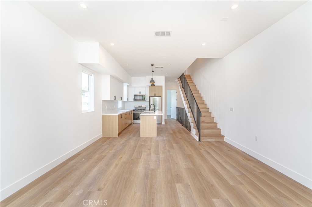 614 North Rampart Boulevard Silver Lake, CA 90026 - Photo 33 of 63