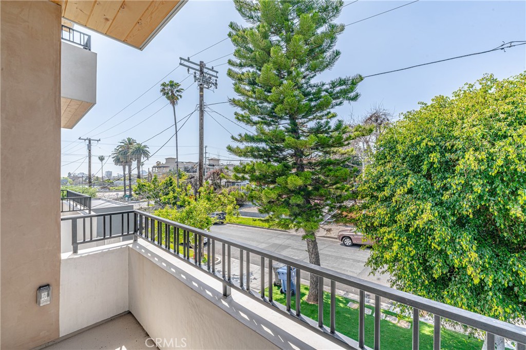 614 North Rampart Boulevard Silver Lake, CA 90026 - Photo 37 of 63