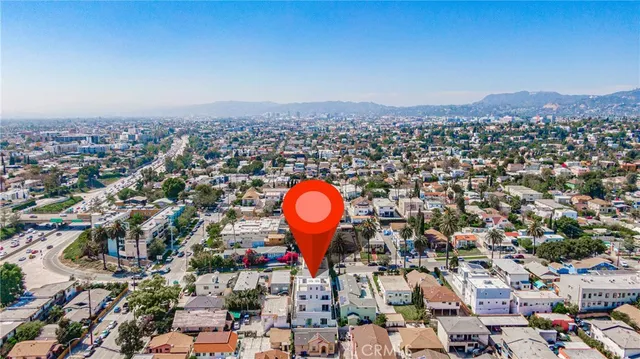 $6,200 | 614 North Rampart Boulevard, Silver Lake, CA 90026