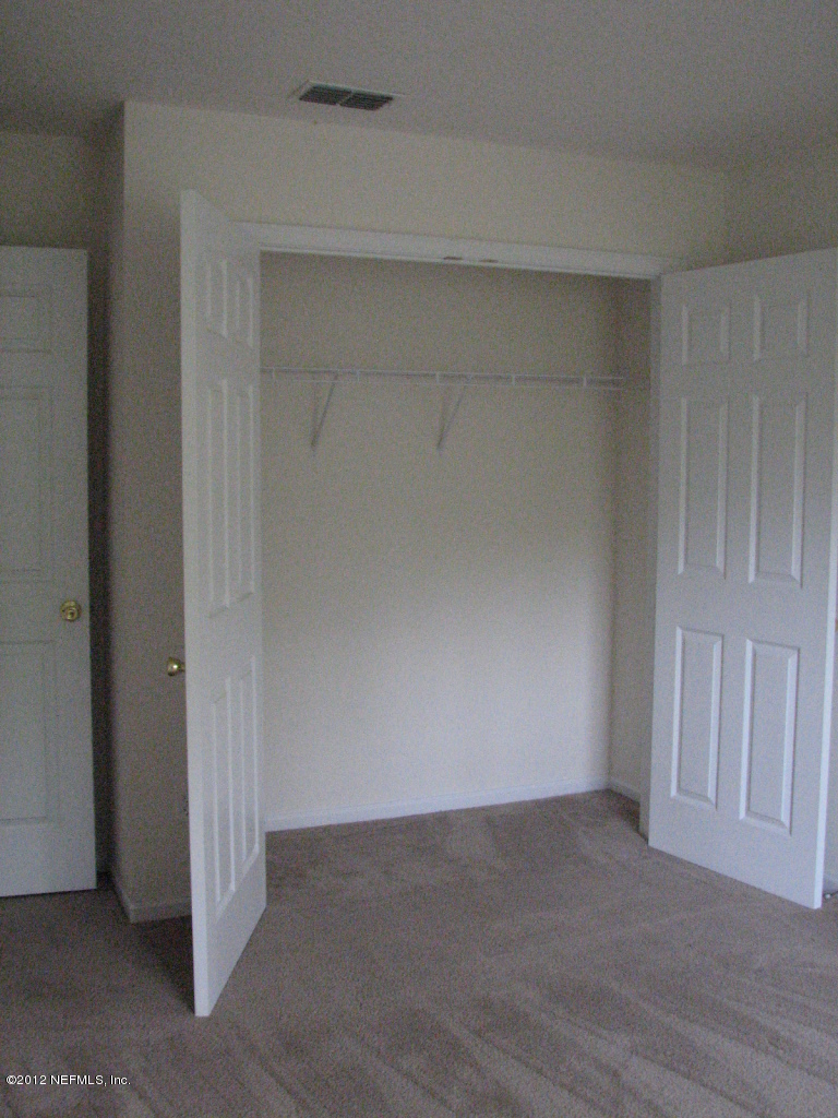 5109 Cruz Road Jacksonville, FL 32207 - Photo 2 of 9 Cruz Road Marketing 008
