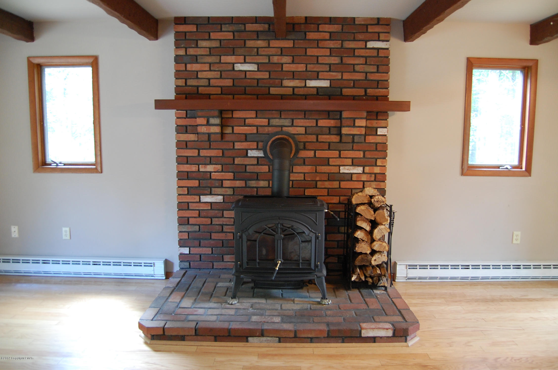 134 Sportsmans Trail Stroudsburg, PA 18360 - Photo 4 of 14