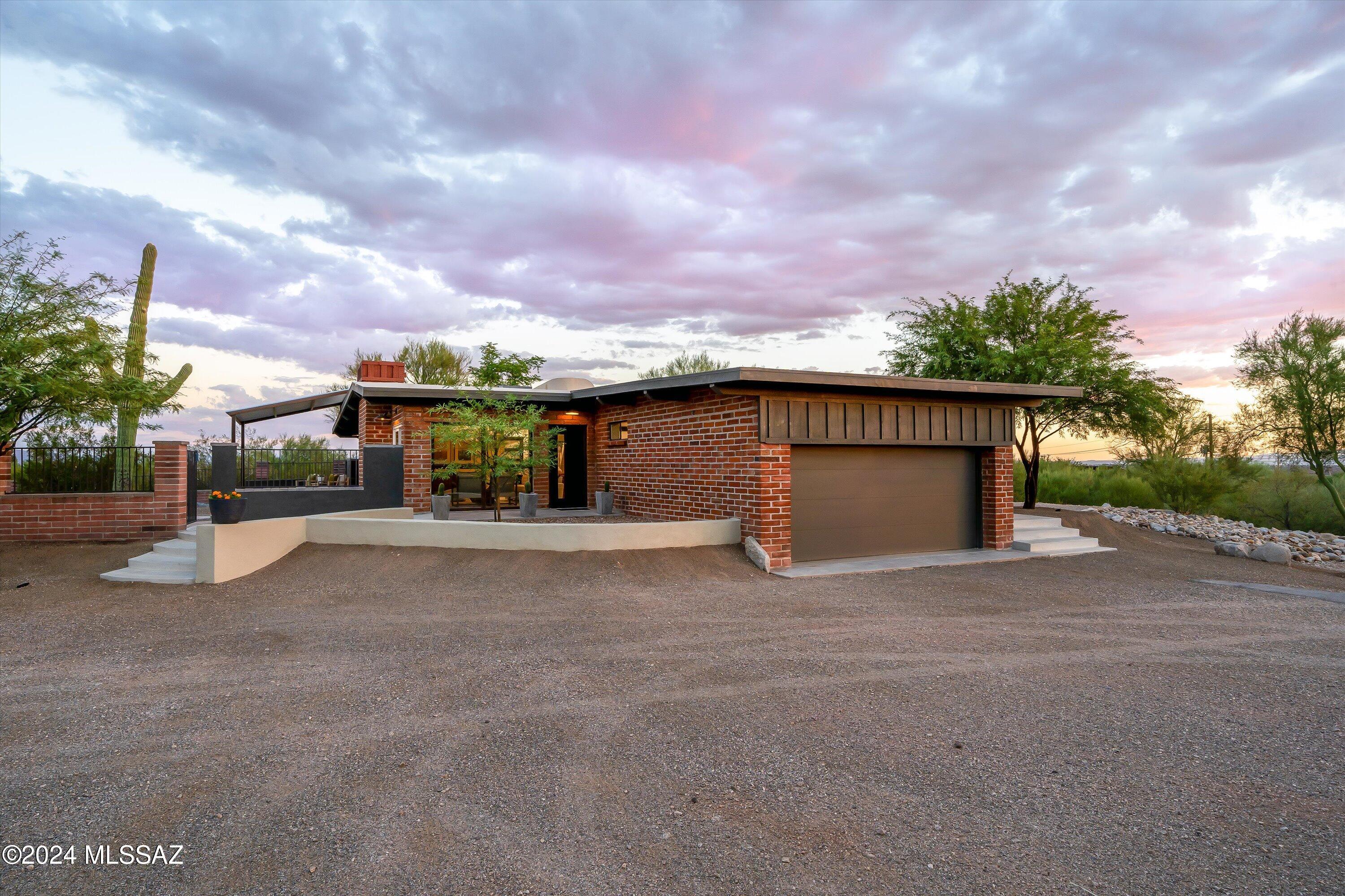 4270 North Swan Road Tucson, AZ 85718 - Photo 33 of 42