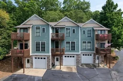 $549,900 | 1411 Lakeside Road, Unit 902, Hiawassee, GA 30546