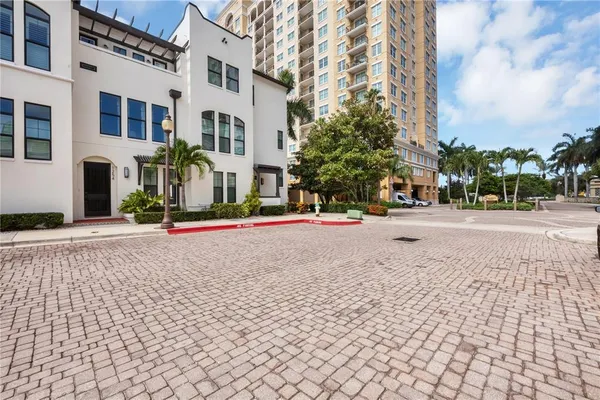 $5,850 | 1250 May Lane, Sarasota, FL 34236