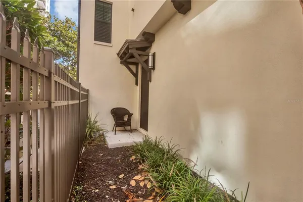 $5,850 | 1250 May Lane, Sarasota, FL 34236