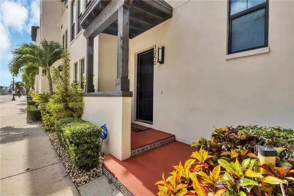 $5,850 | 1250 May Lane, Sarasota, FL 34236