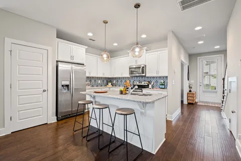 $459,900 | 766 Cottage Park Drive, Nashville, TN 37207