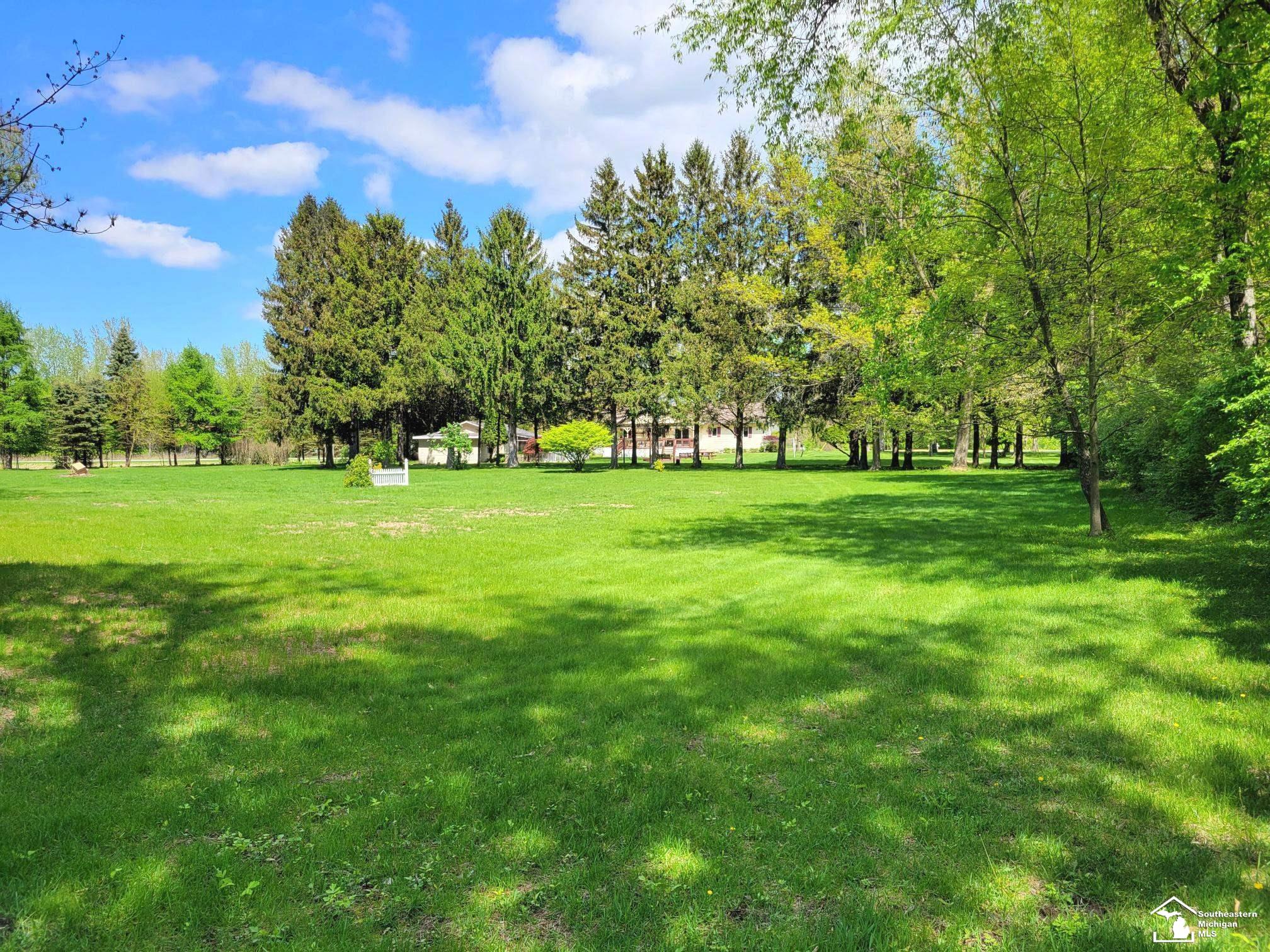 7436 Summerfield Road Petersburg, MI 49270 - Photo 7 of 30 50174152-58cd32f4-f8d1-477f-85f2-32f661df9a67.JPG