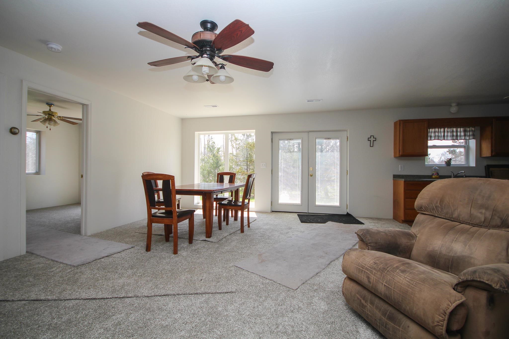 1967 East Jordan Road Mount Pleasant, MI 48858 - Photo 8 of 25 1899091-7.JPG