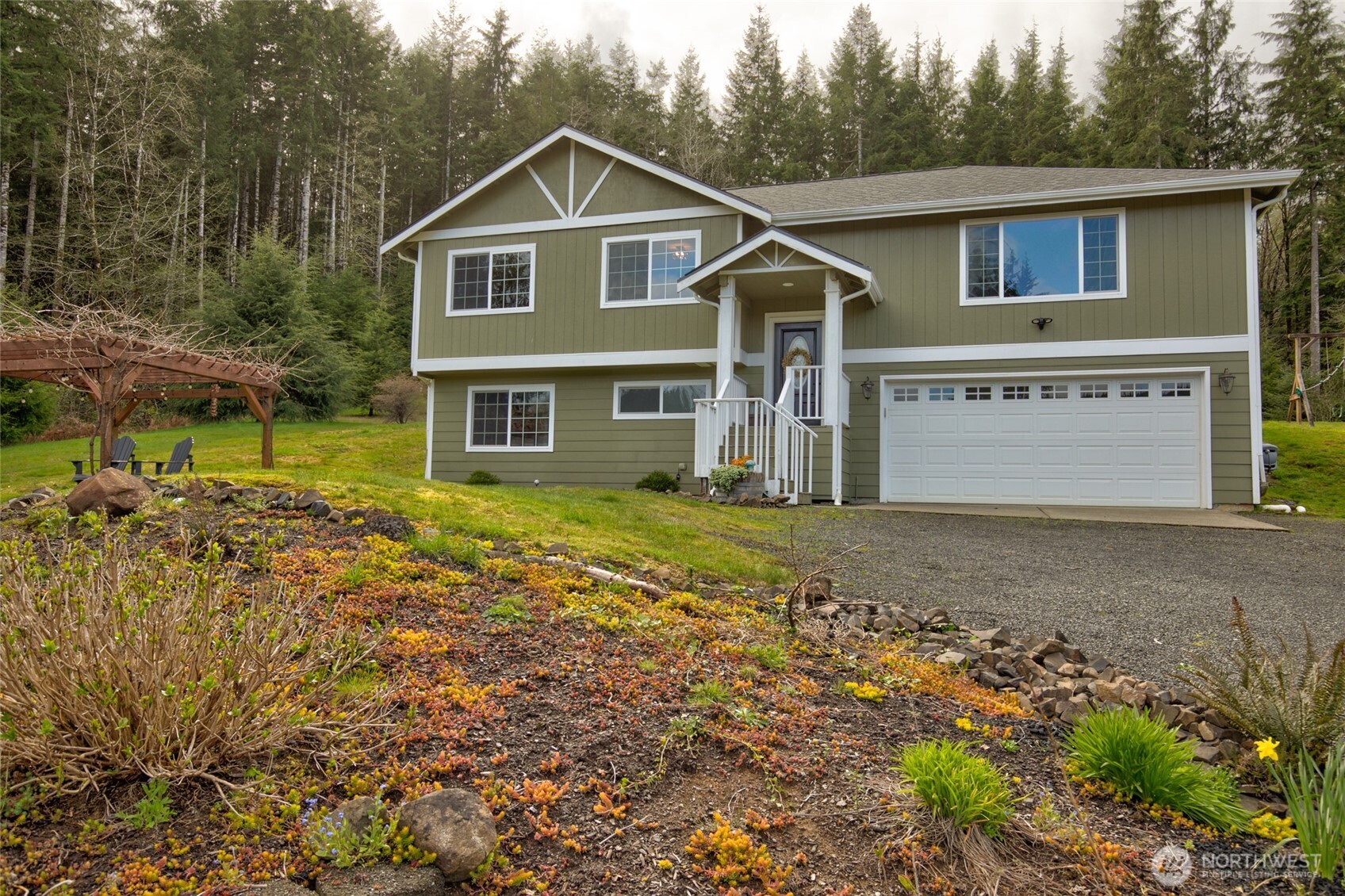 784 Us Highway Cosmopolis, WA 98537 - Photo 1 of 38