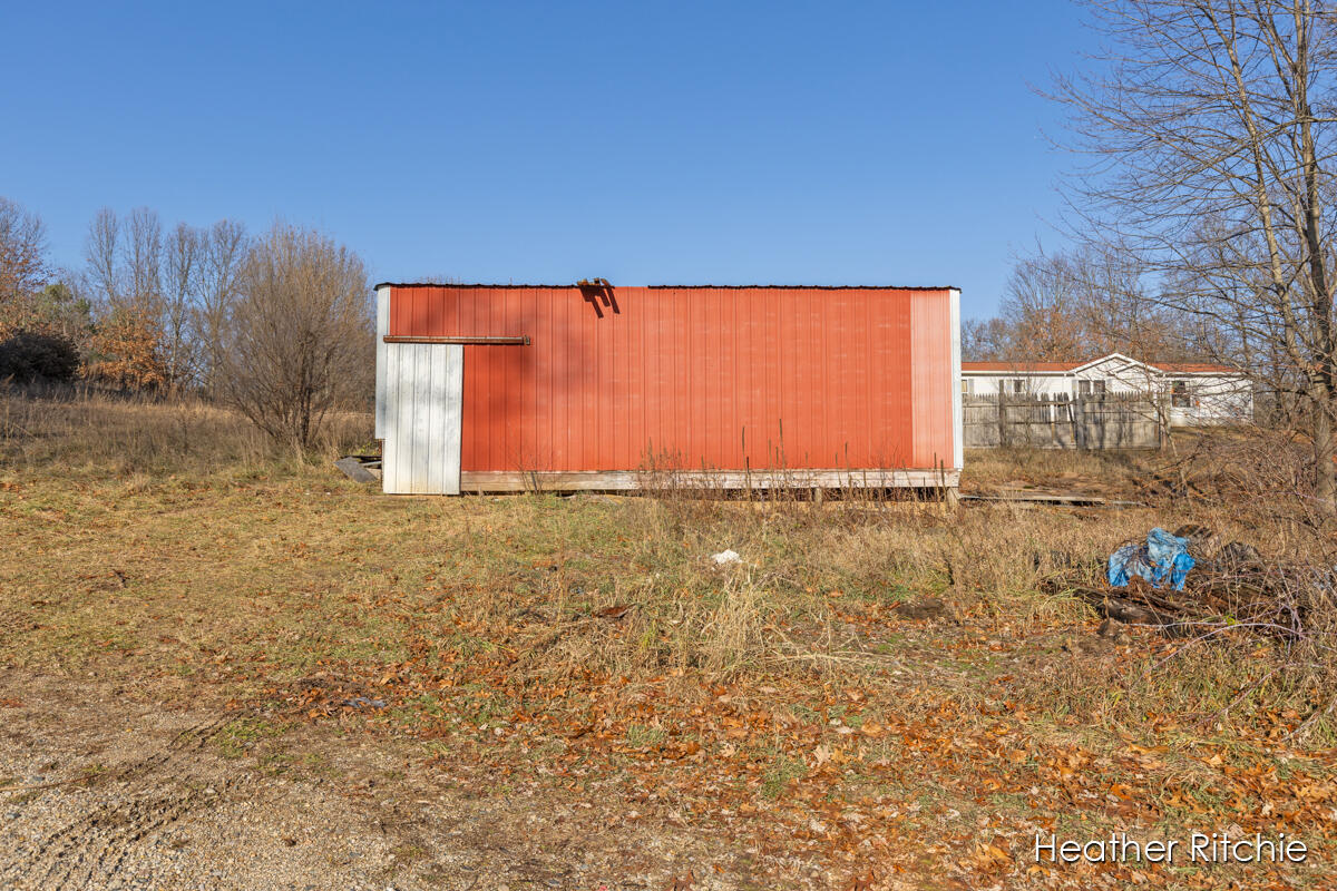 4160 South Norris Road Delton, MI 49046 - Photo 22 of 26 IMG_1019