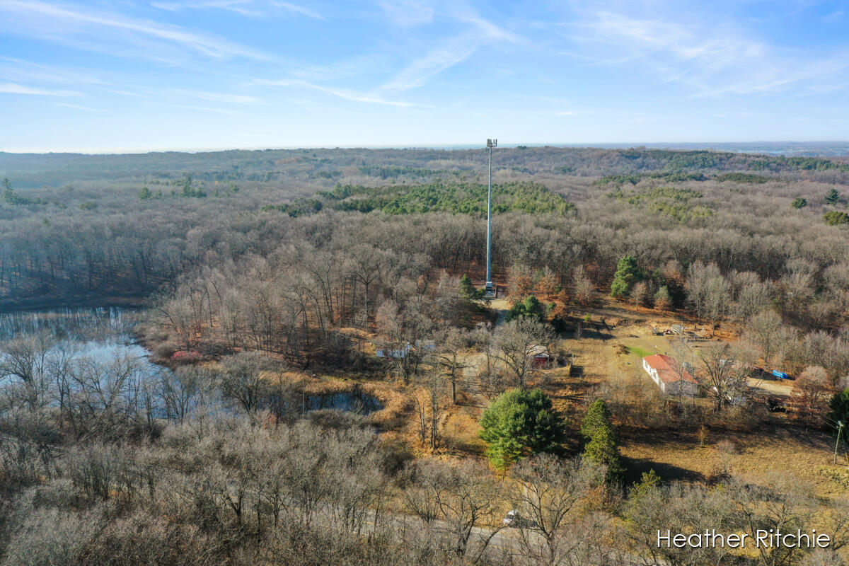 4160 South Norris Road Delton, MI 49046 - Photo 23 of 26 IMG_1020