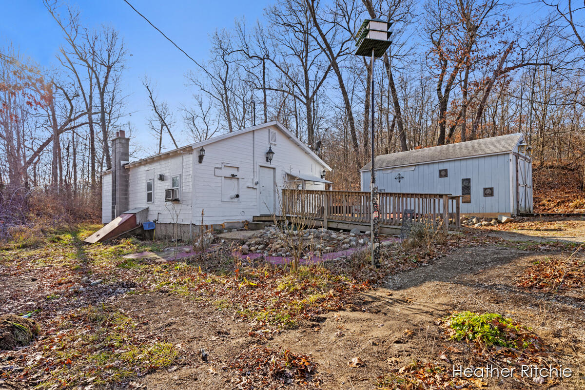 4160 South Norris Road Delton, MI 49046 - Photo 3 of 26 IMG_1001