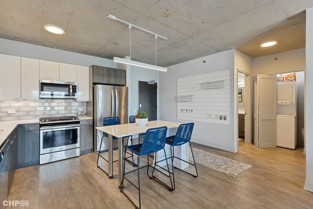 1025 West Addison Street, Unit 534 Chicago, IL 60613 - Photo 12 of 15