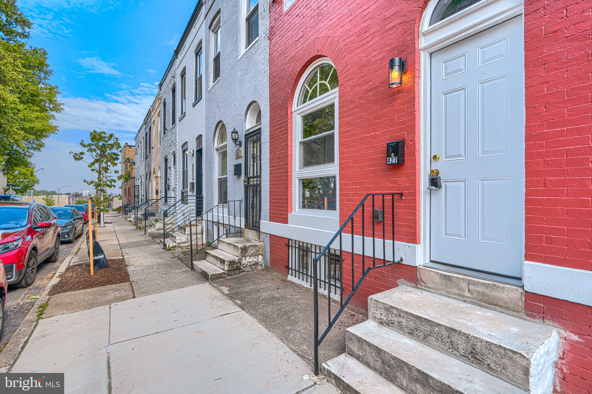 427 East 27th Street Baltimore, MD 21218 - Photo 21 of 24 a view of a patio with a table and chairs
