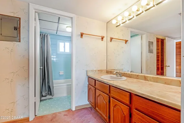 $1,950 | 100 Silver Beach Avenue, Unit 816, Daytona Beach, FL 32118