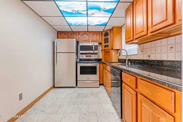 $1,950 | 100 Silver Beach Avenue, Unit 816, Daytona Beach, FL 32118