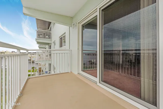 $1,950 | 100 Silver Beach Avenue, Unit 816, Daytona Beach, FL 32118