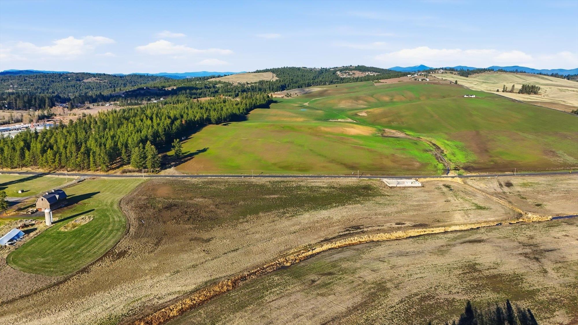 14828 East Belmont Road Mica, WA 99023 - Photo 11 of 18