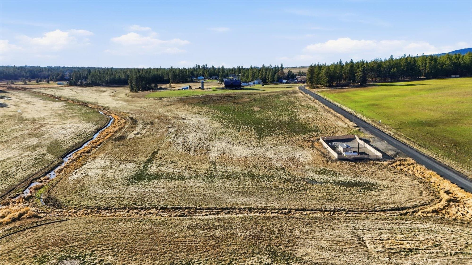 14828 East Belmont Road Mica, WA 99023 - Photo 5 of 18