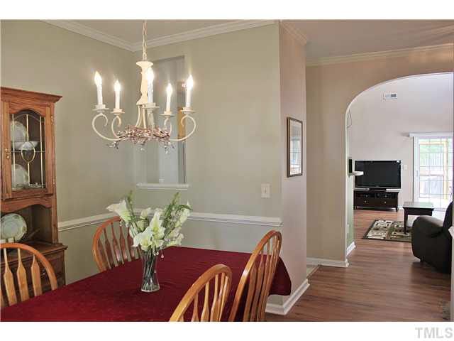 8211 Shadow Stone Court Raleigh, NC 27613 - Photo 4 of 25