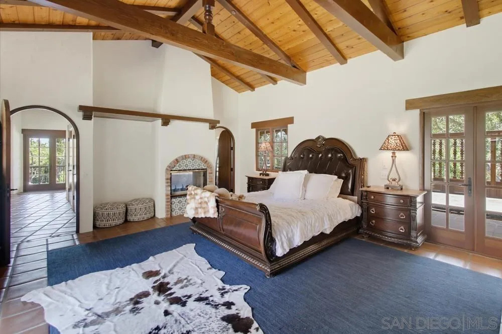 5443 Calzada Del Bosque Rancho Santa Fe, CA 92067 - Photo 41 of 70