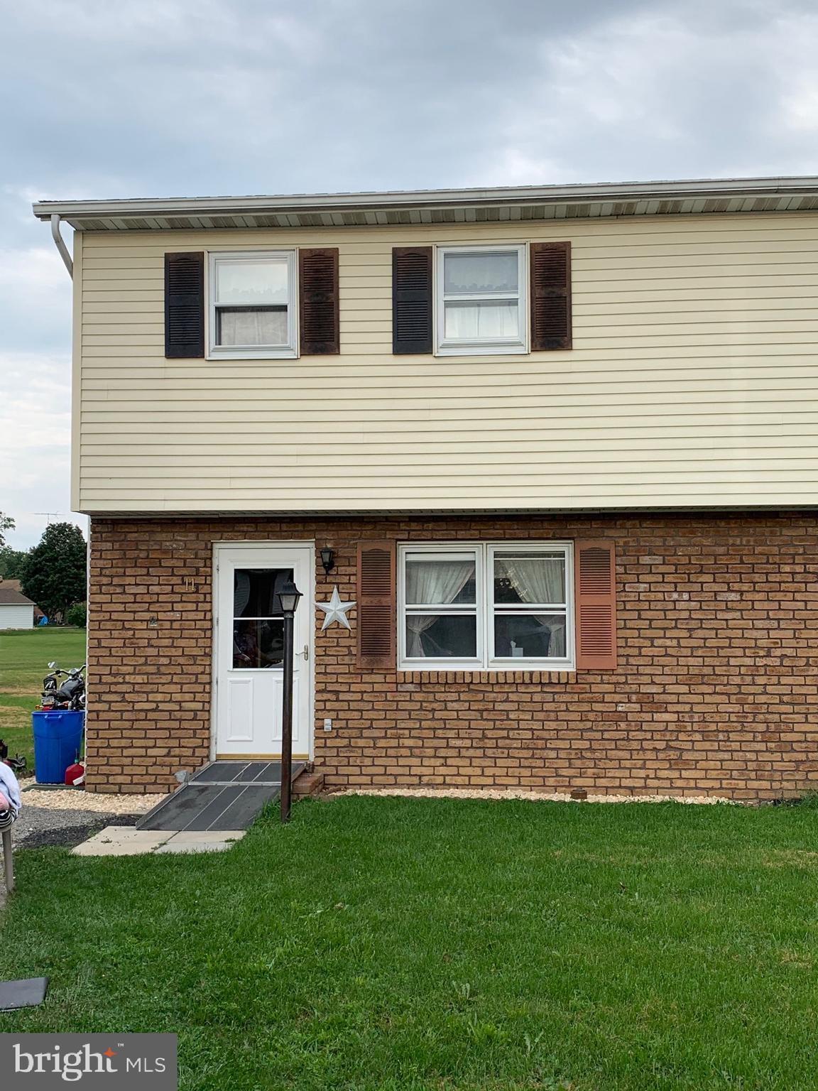 11 Stuart Circle Hanover, PA 17331 - Photo 1 of 20 Gallery Image 1